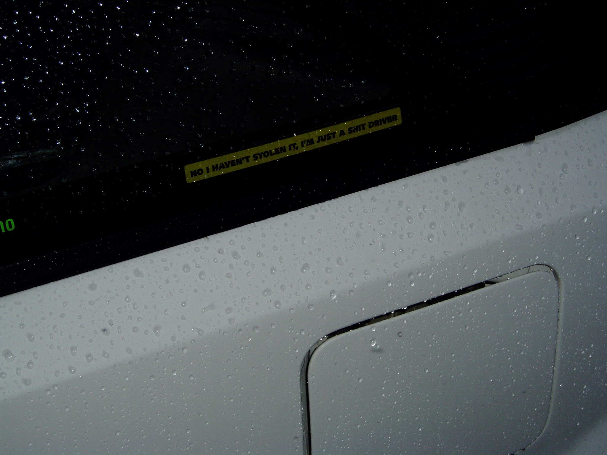 Dekal er &amp;quot;in&amp;quot;, så en måtte jeg også ha...som beskriver eieren.