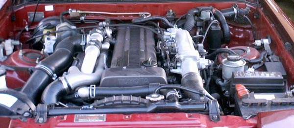 2,5 twin turbo motor.jpg
