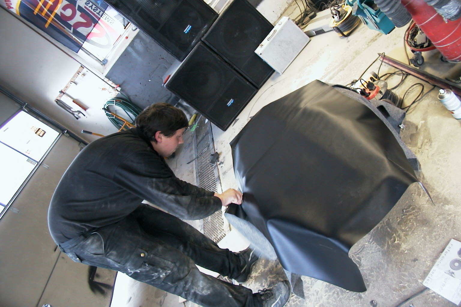 Her er det toppplata med glass som får seg ett lag med vinyl...