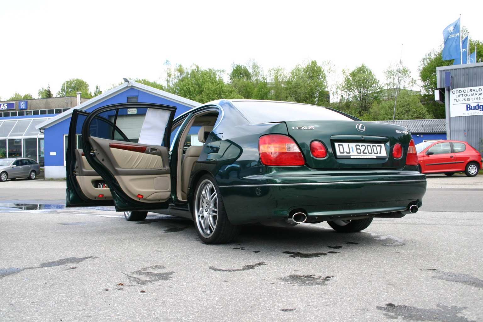 bilvaskin før vi dro på banen fredag