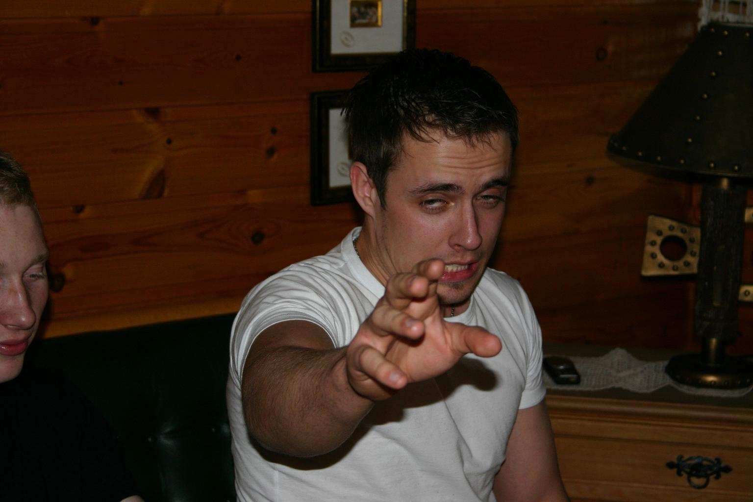 og sånn ble jeg seende ut på nattmorran etter litt for mange shoots.. verste ever