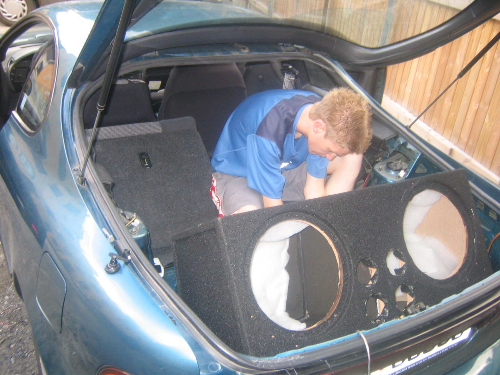 Sindre som hjelper meg litt med kassa :D