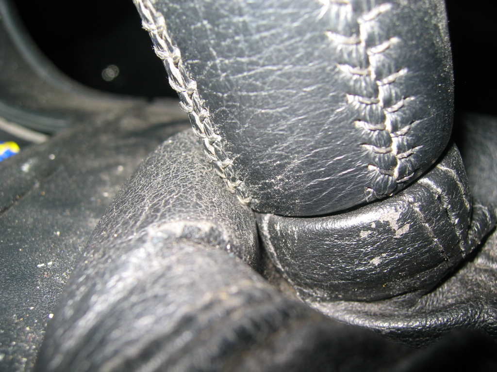 Slik er spaken i 1-3 og 5 gir.. helt presset opp mot enden...