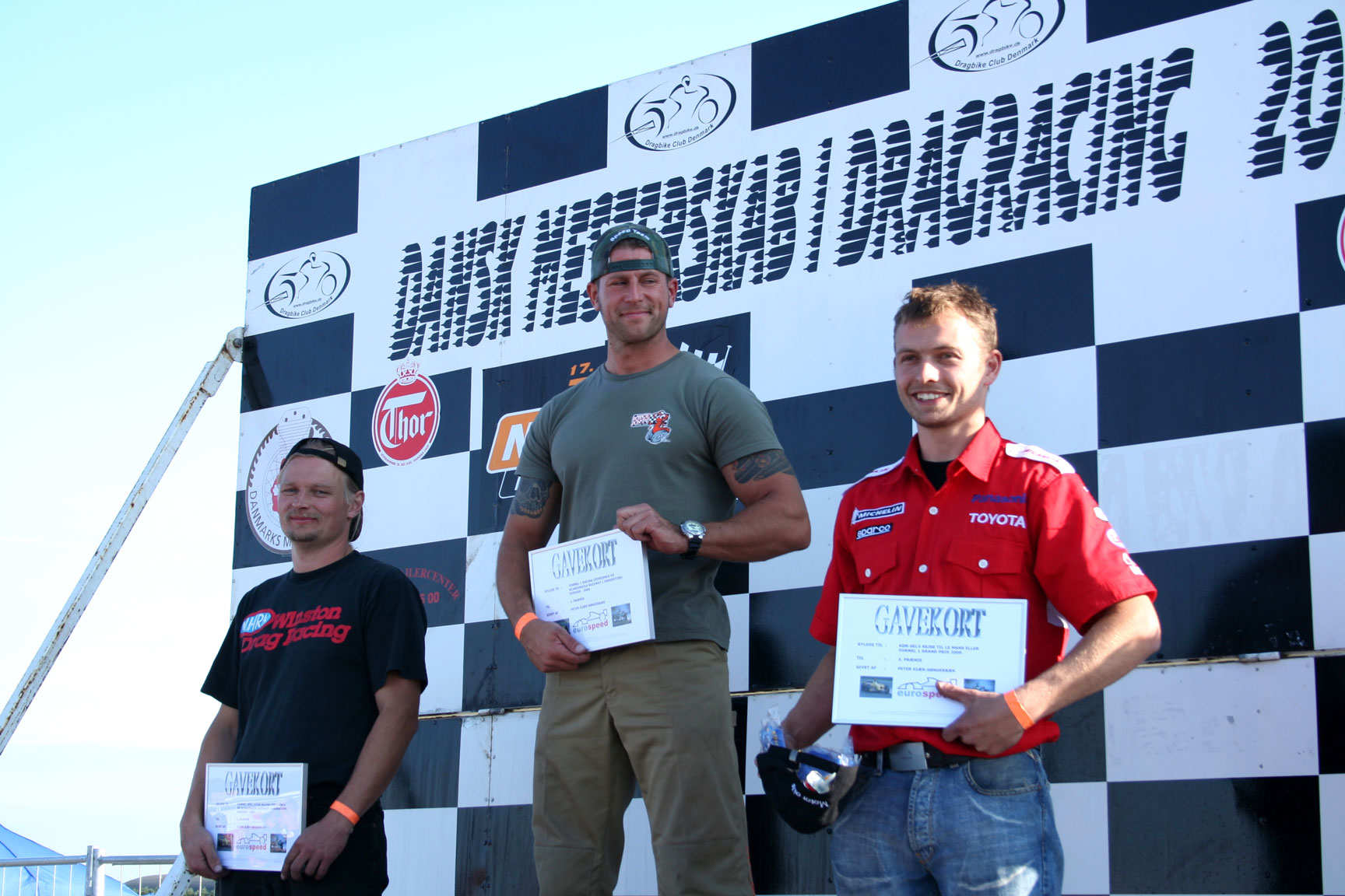 Kjempebra kjøring mot slutten av dagen gjorde seg betalt i en flott 3. plass  :D  Kun slått av en fullt drag-rigget hot rod og en mustang med rundt 800hk...Gratulerer!!