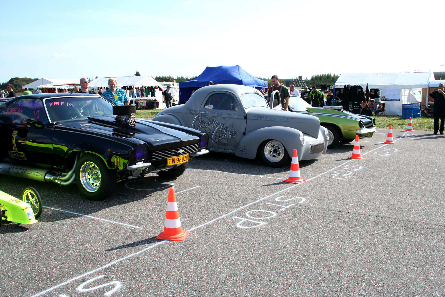 Klart for siste rundene med kjøring. Kan nevne at hot-rod'en i midten vant klassen markus kjørte i.