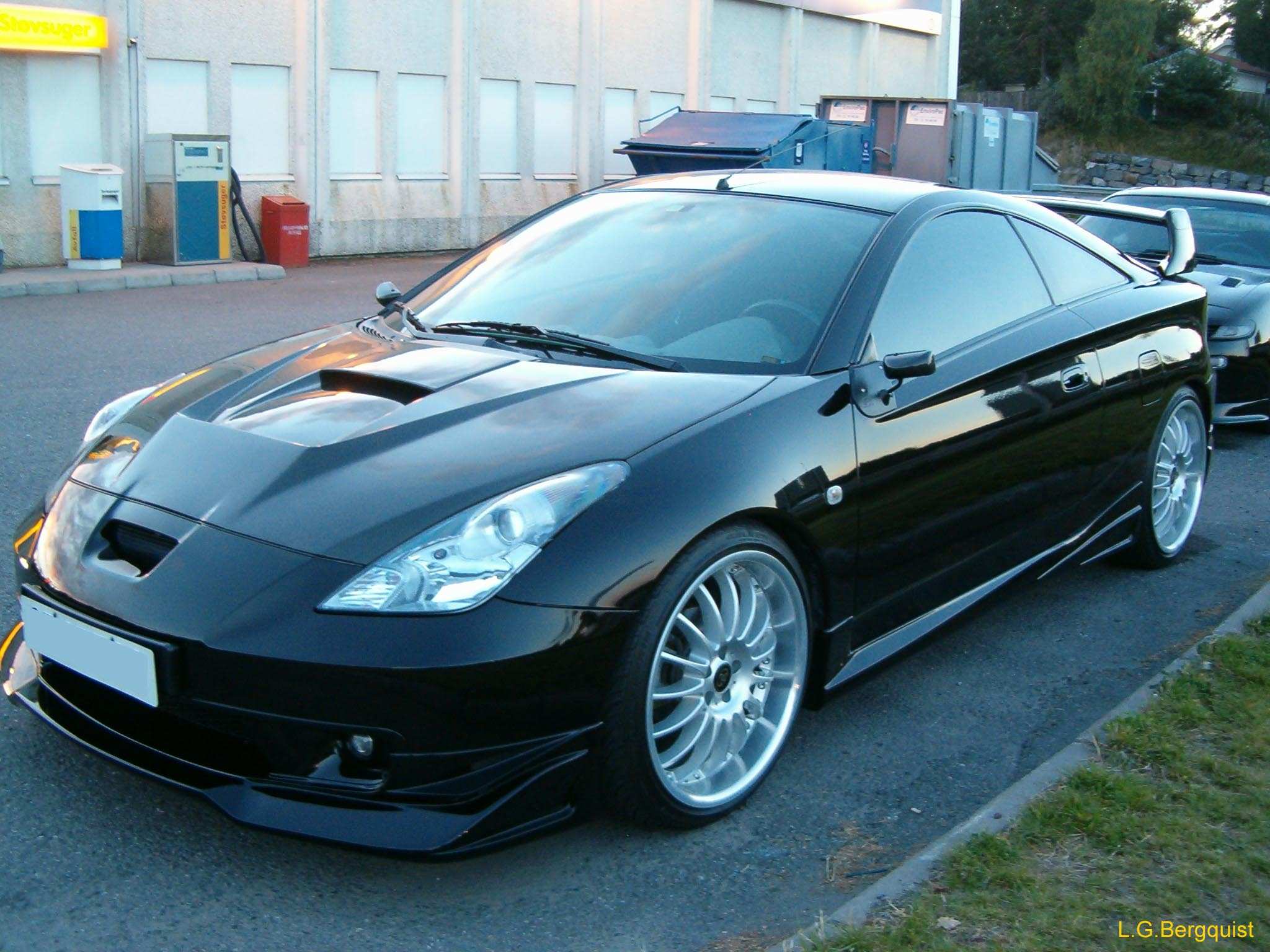 Celica vs Celica 003 copy.jpg