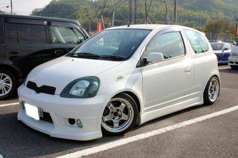 yaris.jpg