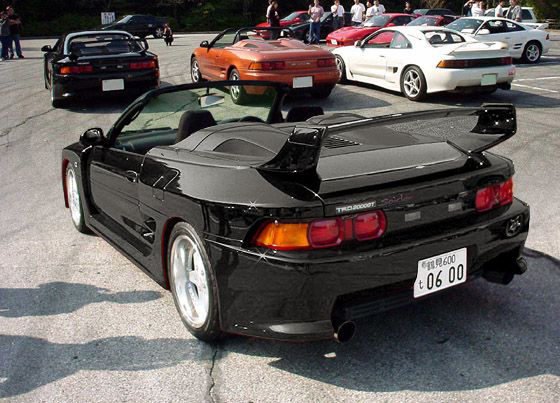 toyota_mr2_black_1.jpg