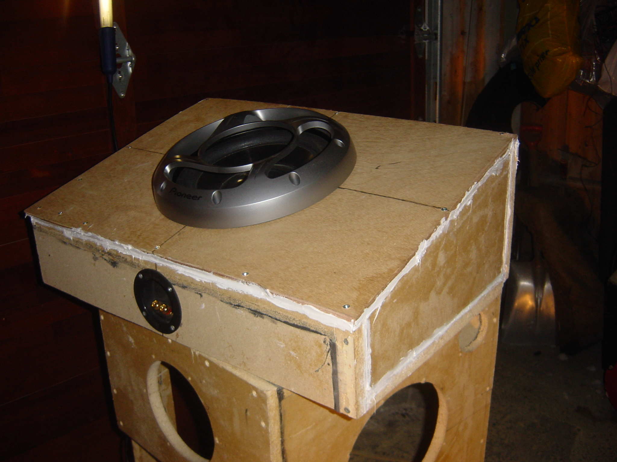 Kassen ferdig uten filt, skal testes før jeg trekker den, muligens i løpet av dn 11.