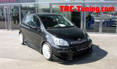 _aca_yaris_02f.jpg