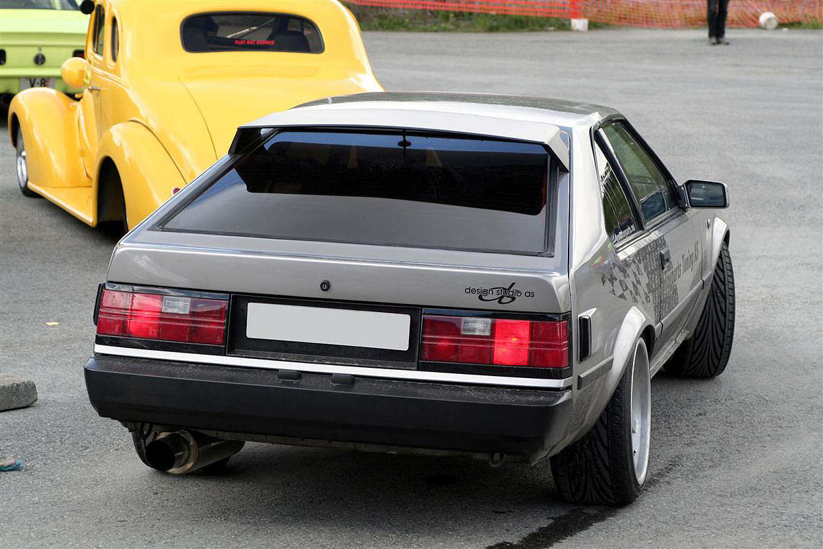 IMG_0032 (Custom).jpg