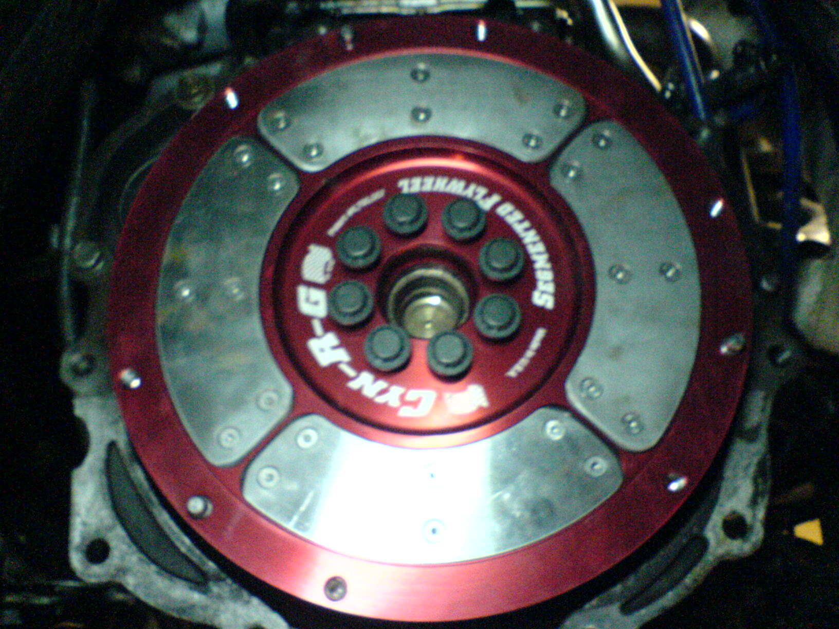 der satt svinghjulet på plass ;)