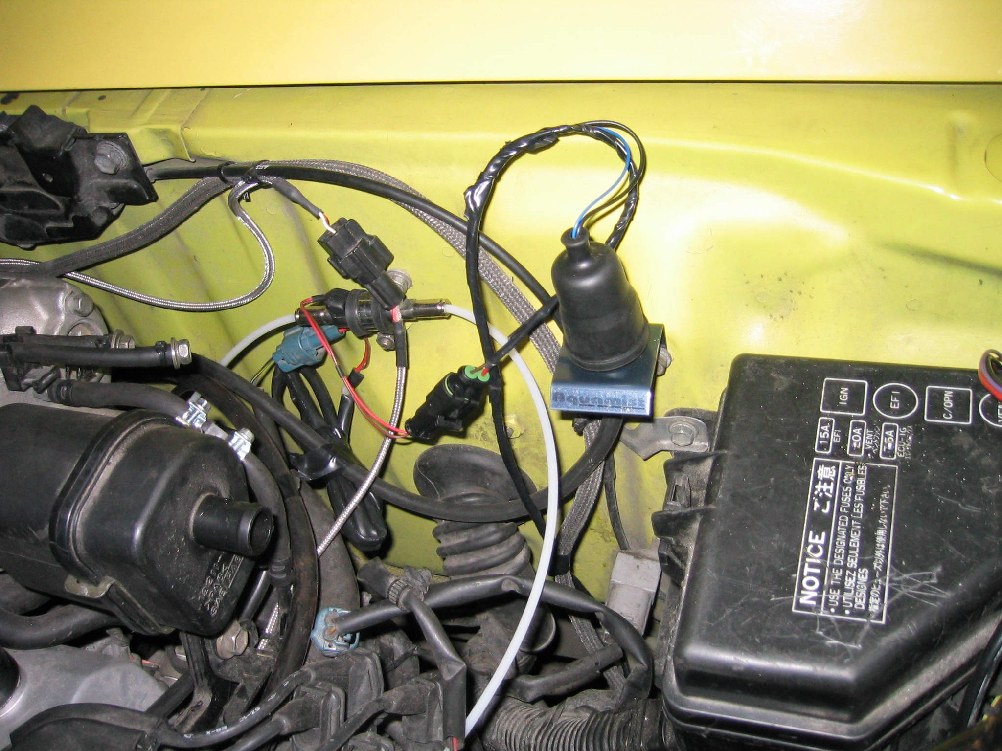 Solenoid og trykksensor