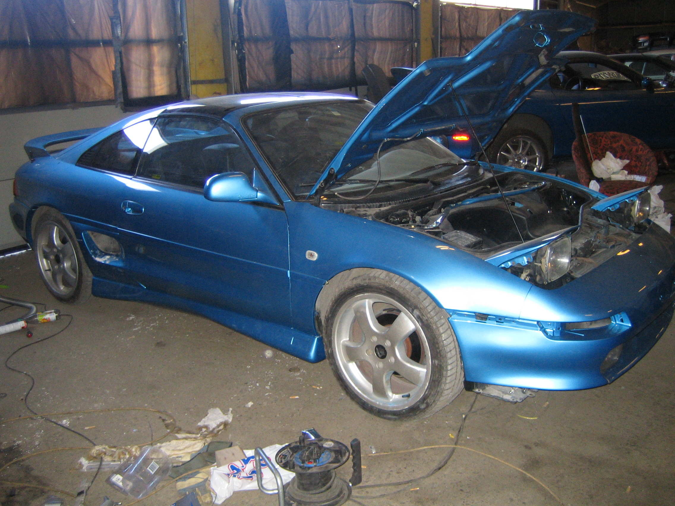 ...og andre siden. Endelig bare lister og litt småplukk igjen.