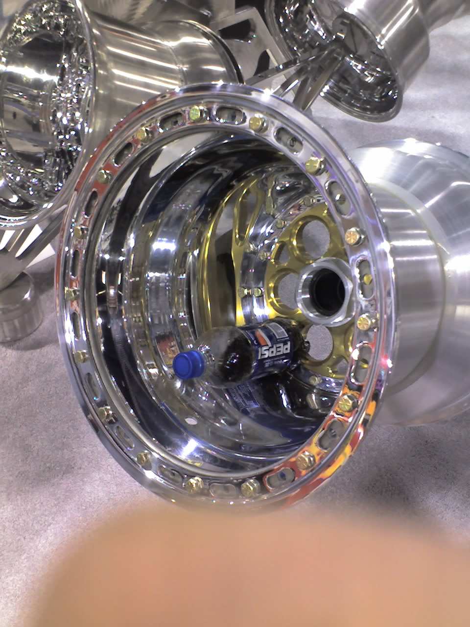 felg med seriøs kant.jpg