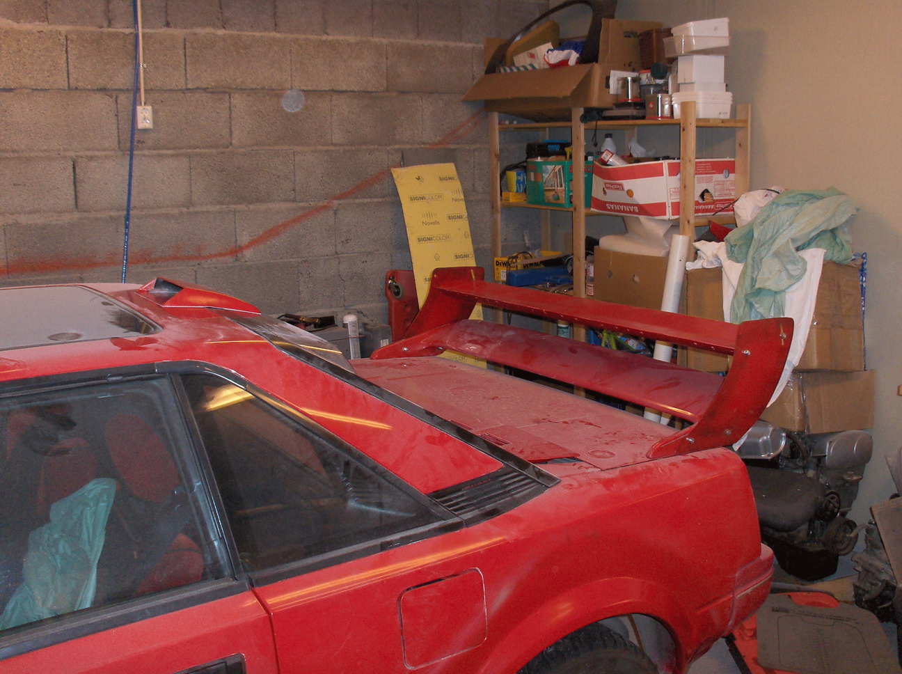 Vinge 1<br />Laget i aluminium og justerbar