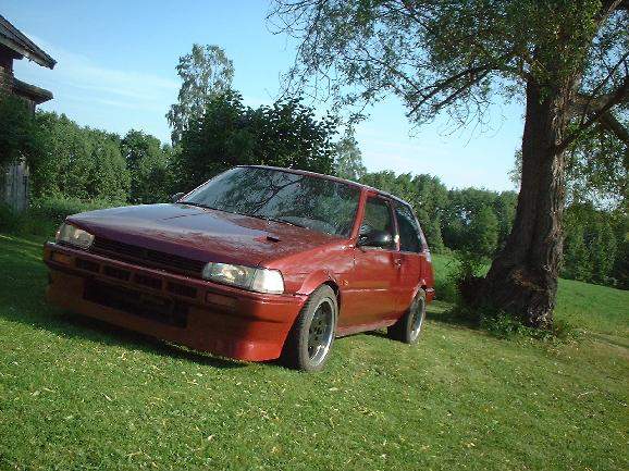 Bilde av bilen i fra i sommer.