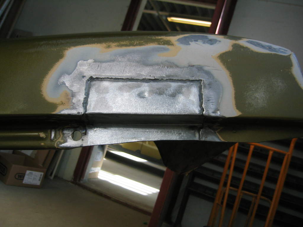 Her har jeg sveisa i toppen på skjermene