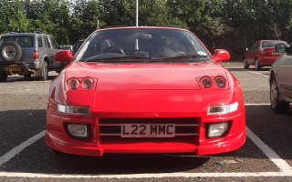 En på det engelske mr2 forumet(lyktene koster 260 pund) Tenkte å kjøpe,men vil ha noe penere..