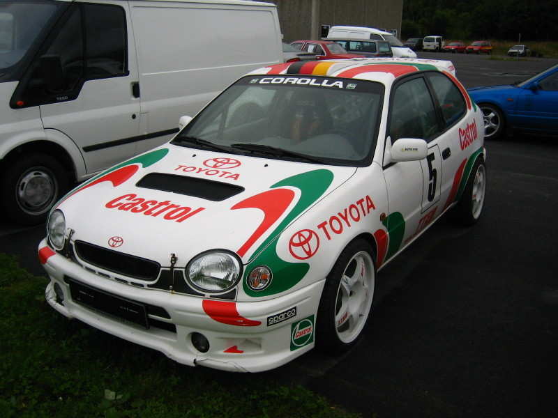 Corolla WRC replica med som er fult rallyrigget