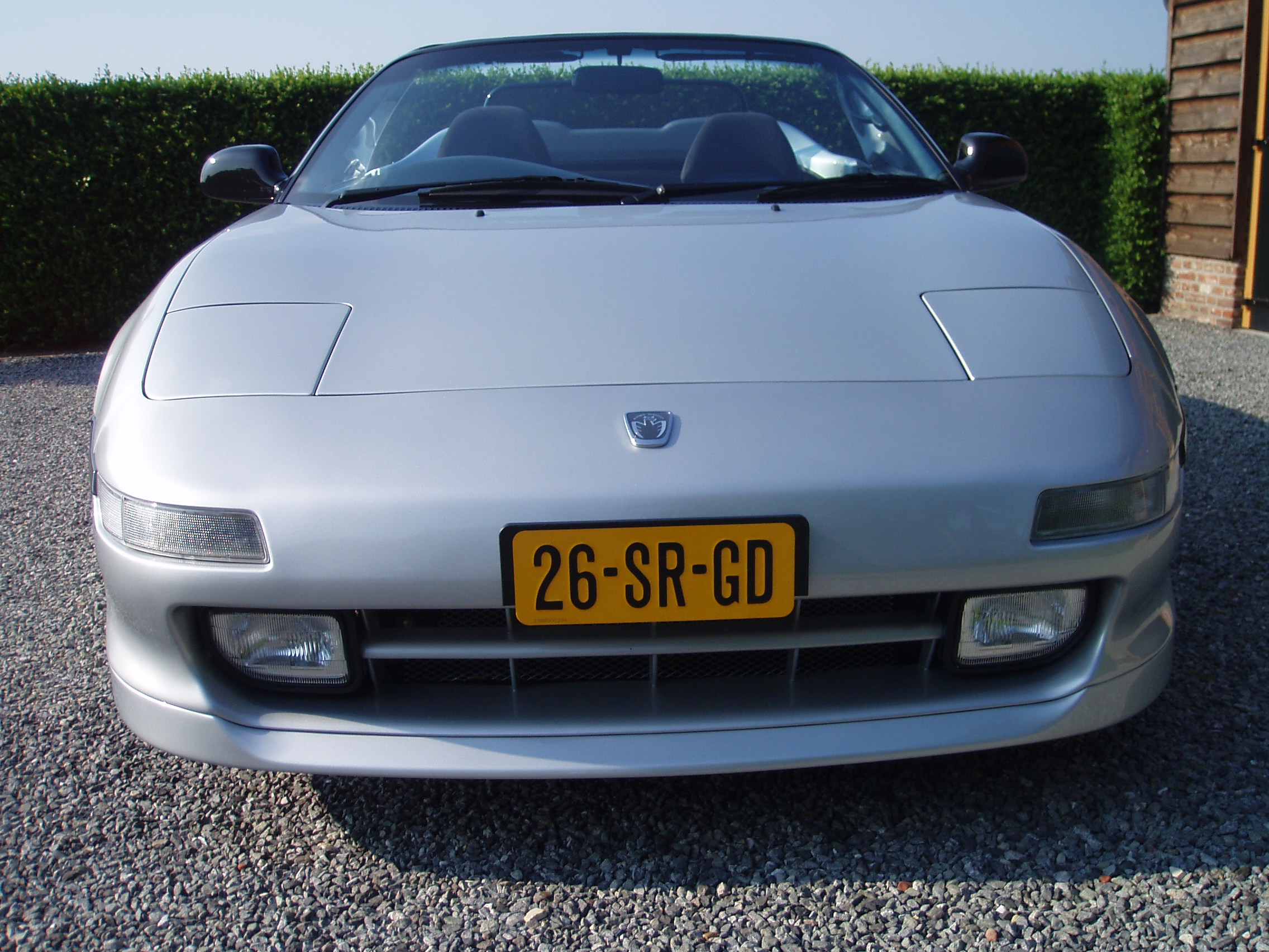 TOYOTA%20MR2%20SPIDER%20005.jpg