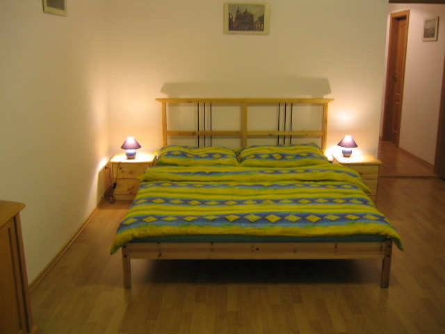 bed%201.jpg