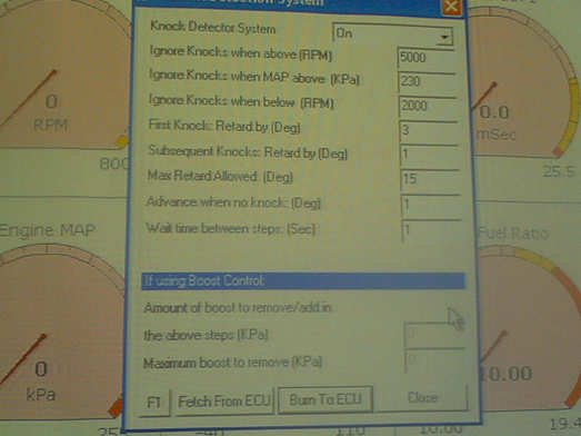 Justering av parametre for retardering/avansering av tenning utifra tenningsbank input.
