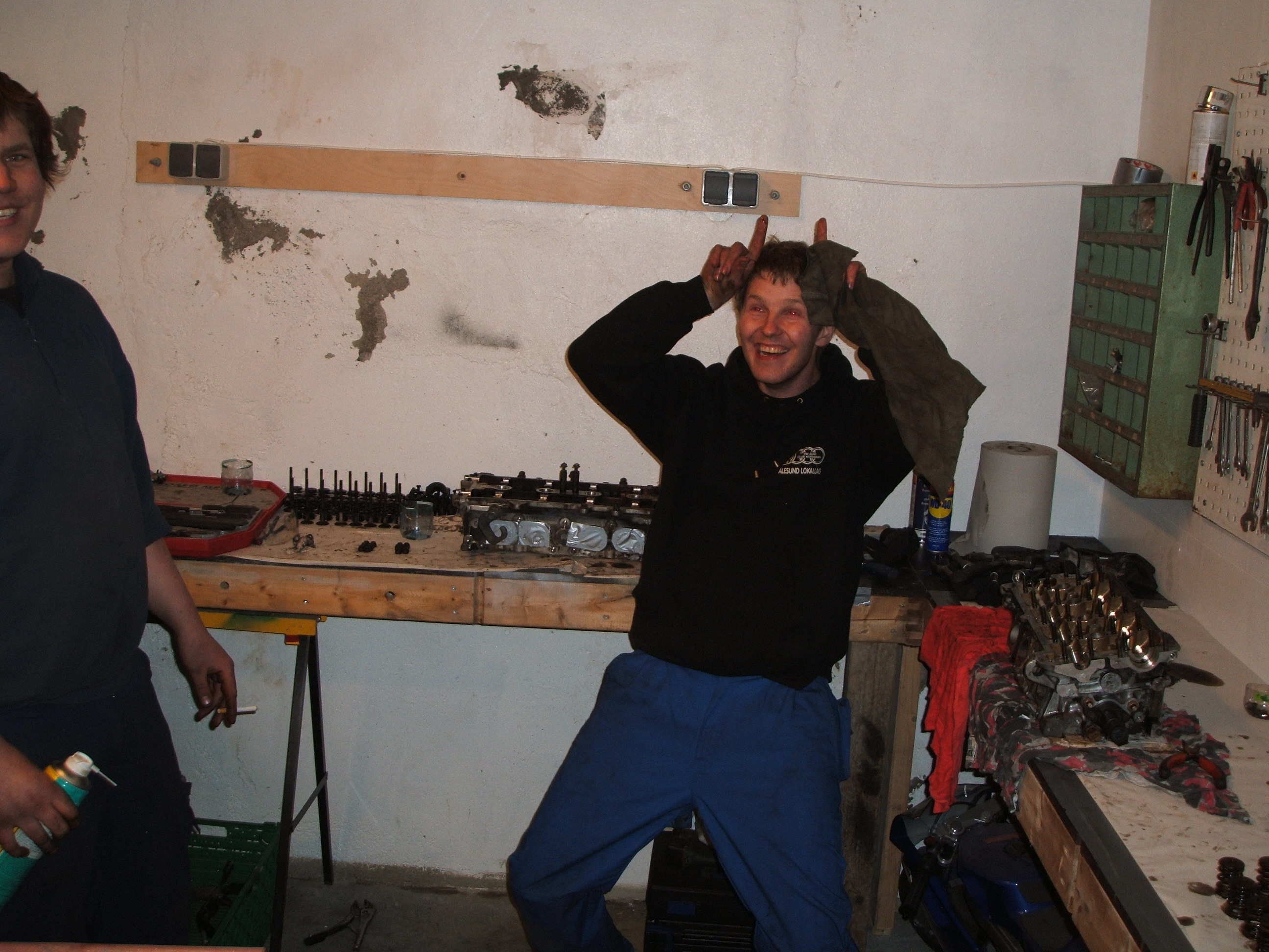 Han som har mer peiling enn meg. (Ser ikke sann ut)