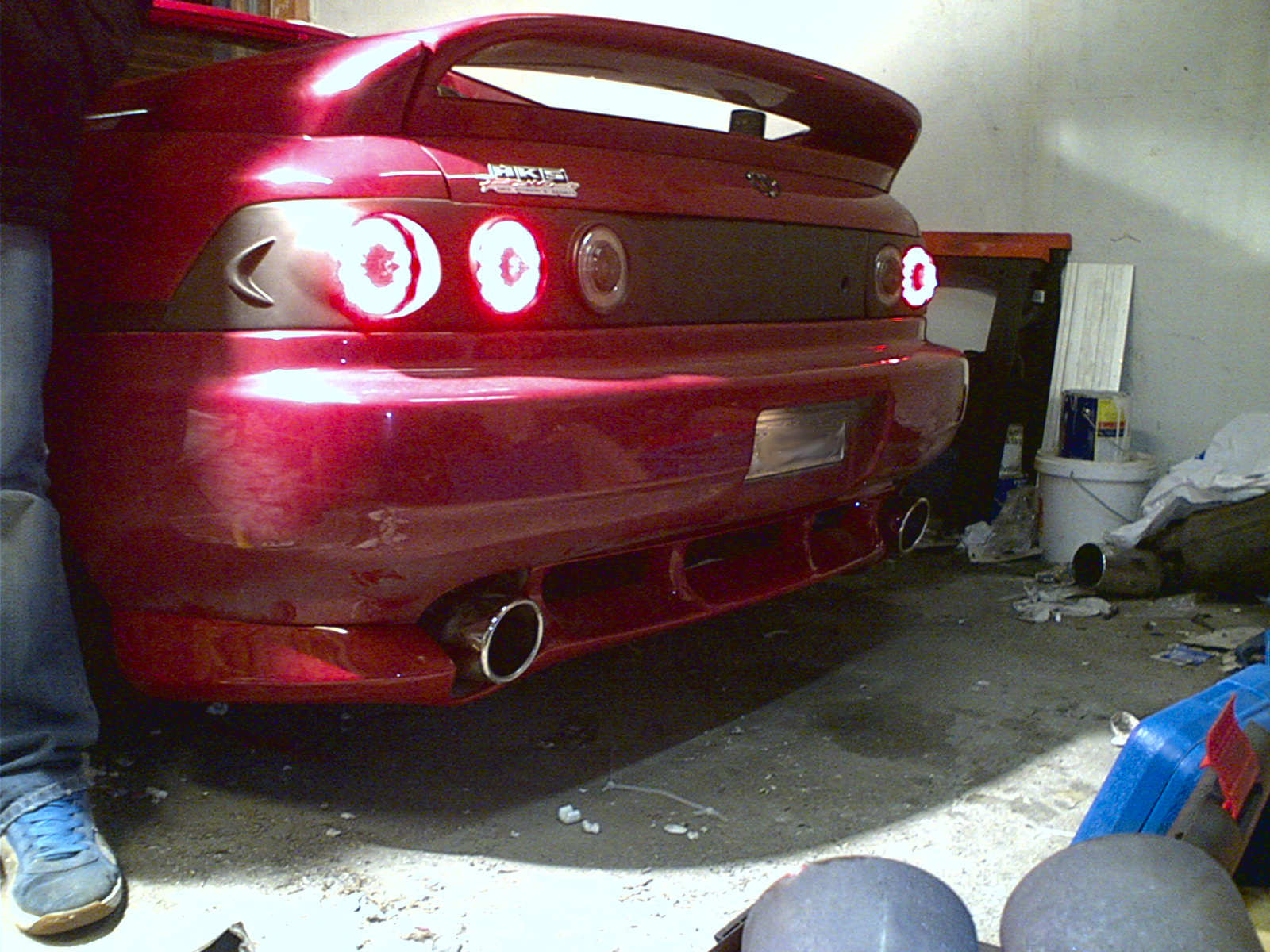 Eksos anlegg og styling ferdig montert. :-)