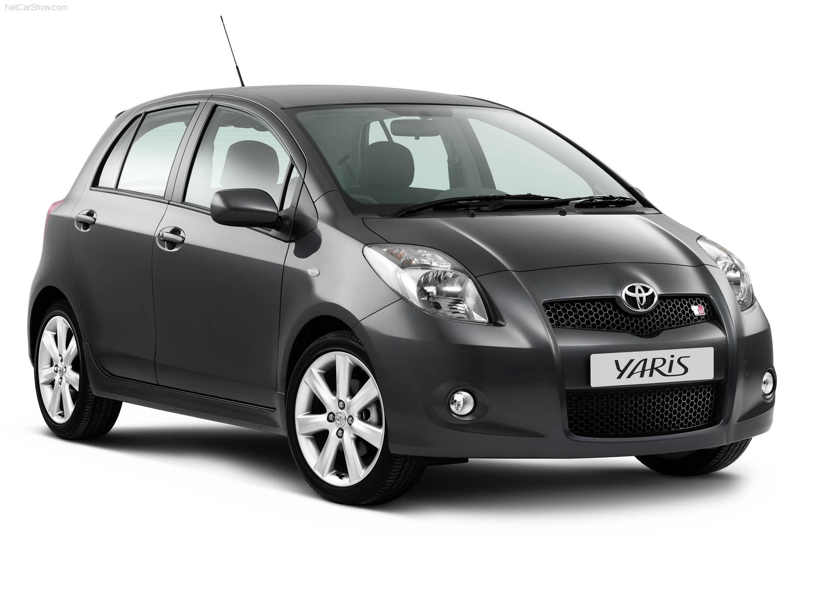 Toyota-Yaris_TS_2007_1600x1200_wallpaper_08.jpg
