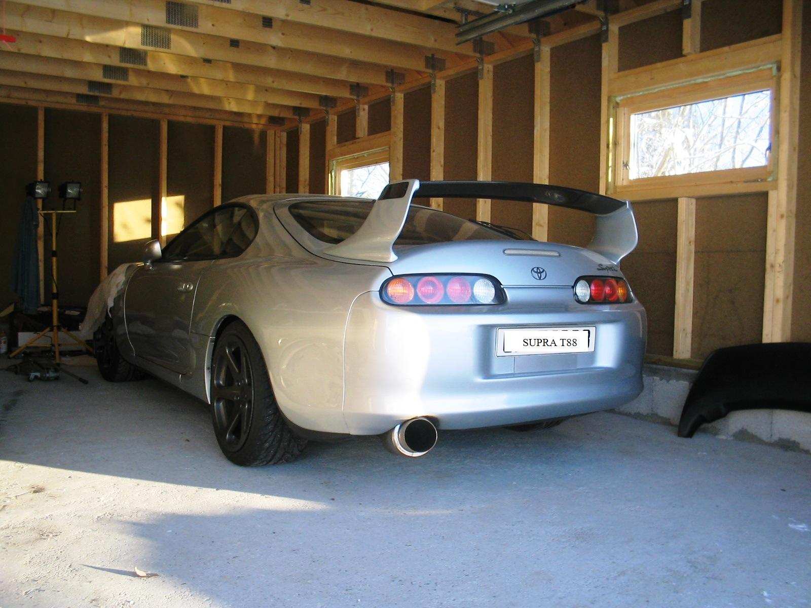supra 010.jpg