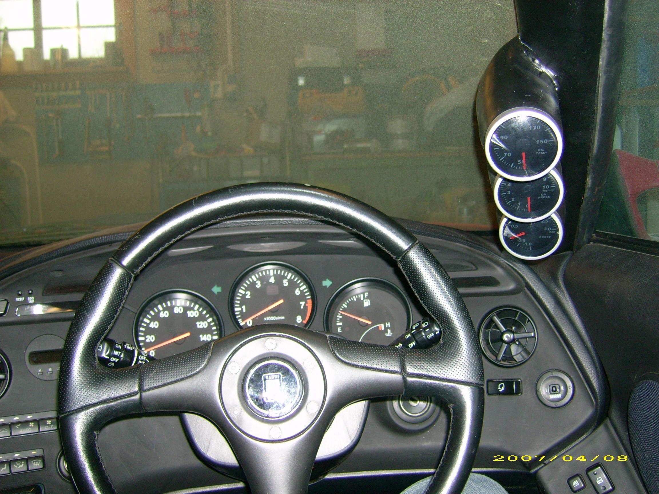 Dette bilde er tatt i hode høyde. Som dere ser står de litt mer skrått ned over en planlagt.