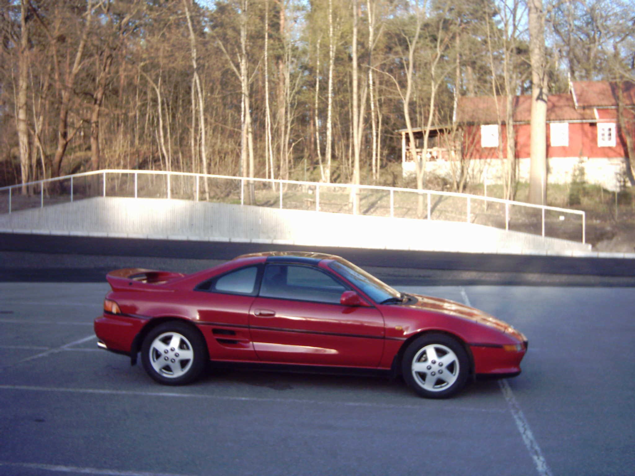 Mr2en fra siden. litt mørkt.JPG