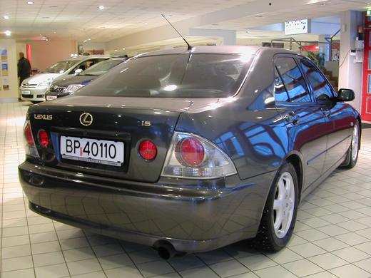 Lexus3.jpg