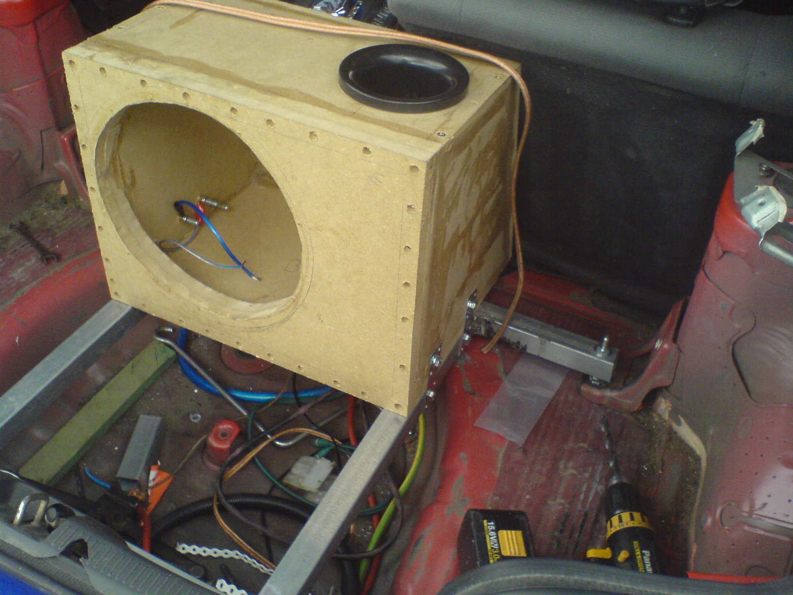 kassa ferdig bolta på plass