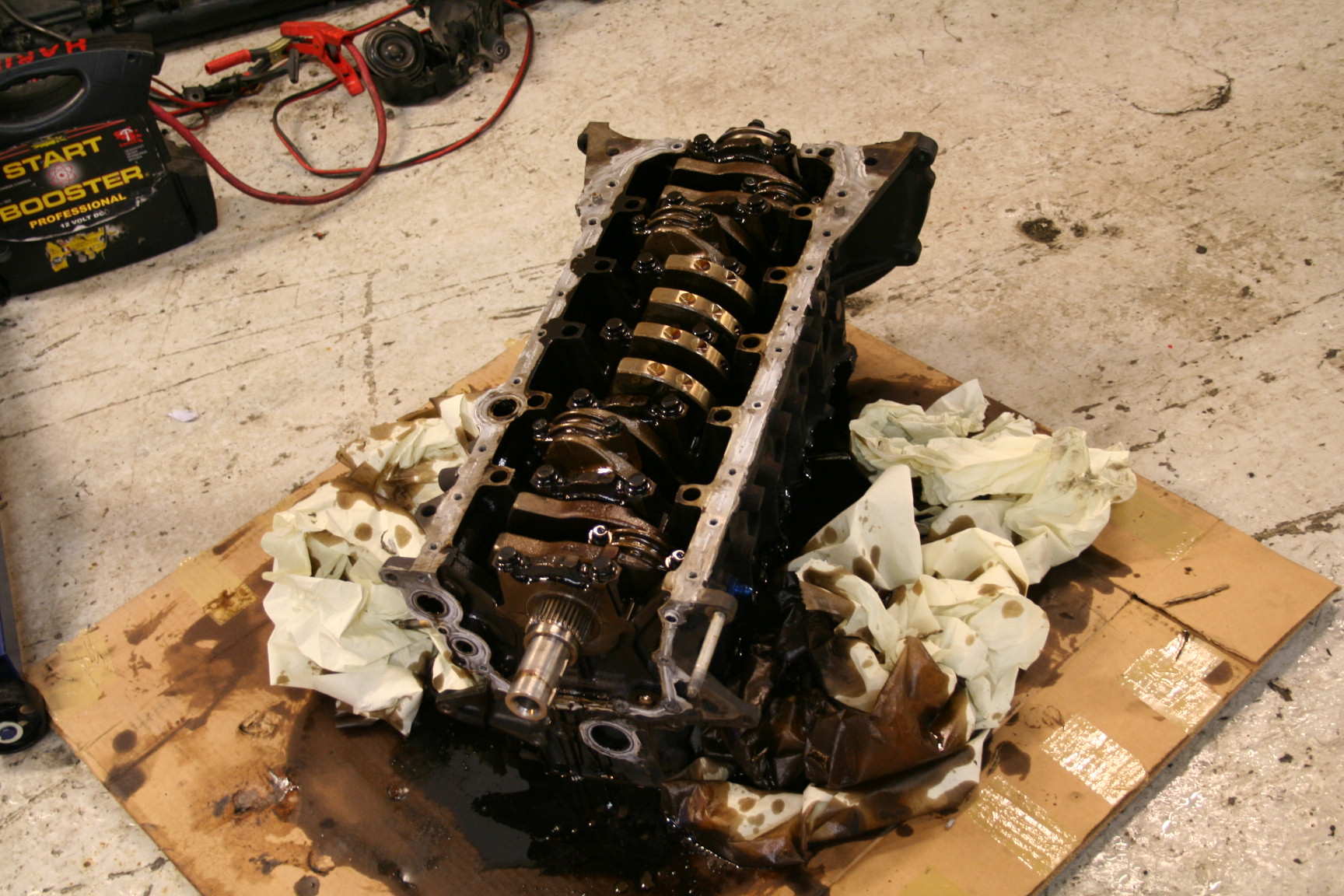 Bare siste rest igjen så er det bare og stroppe fast blokka og sende av gårde til borring.!