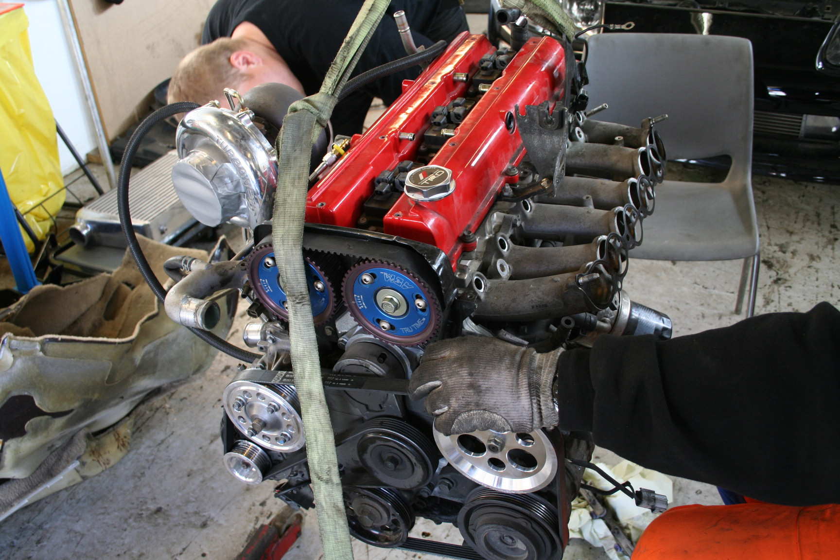 Skrur av alt da jeg skal ha den borret!