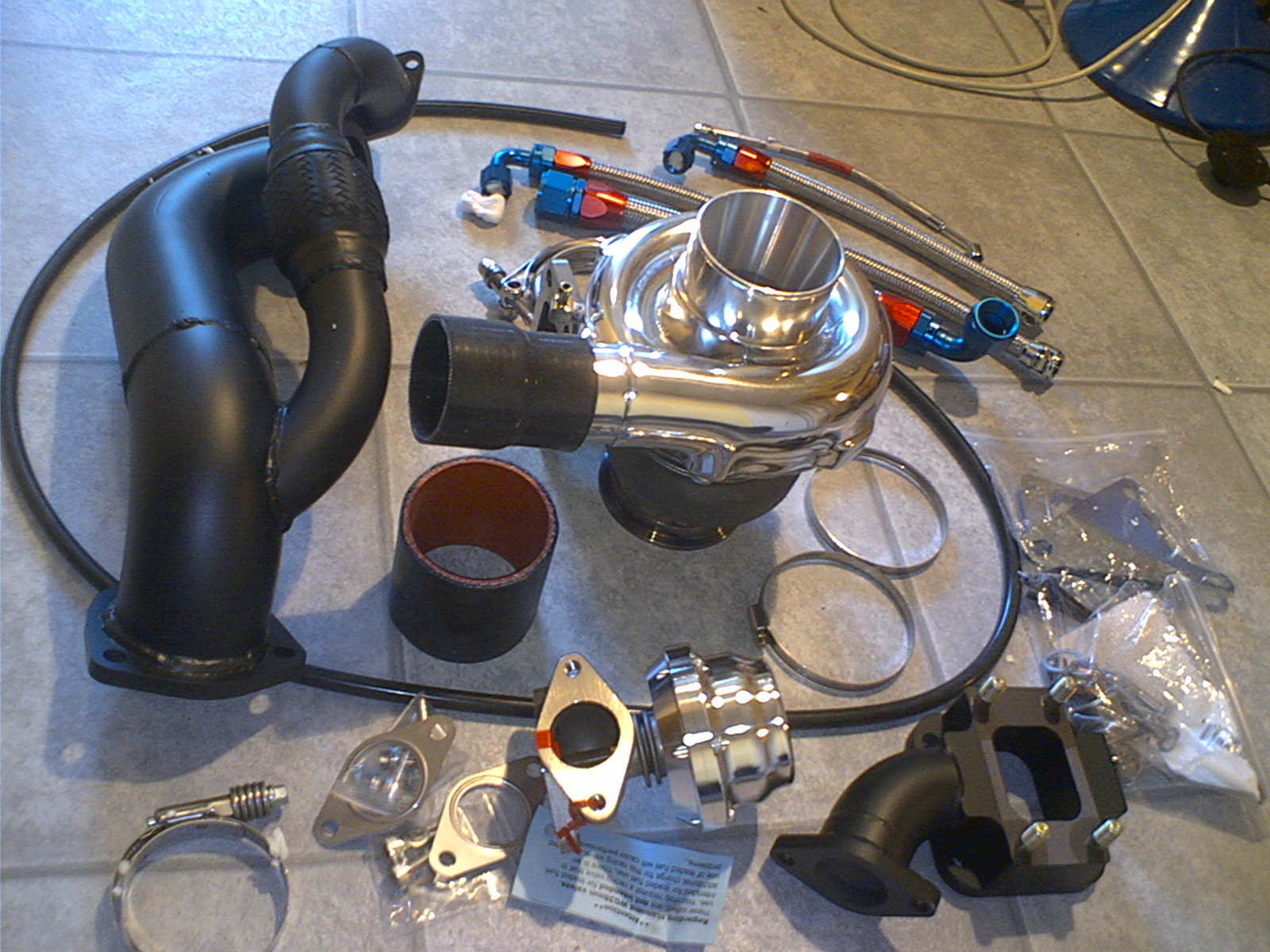 Turbo kit fra KO racing kom endelig!