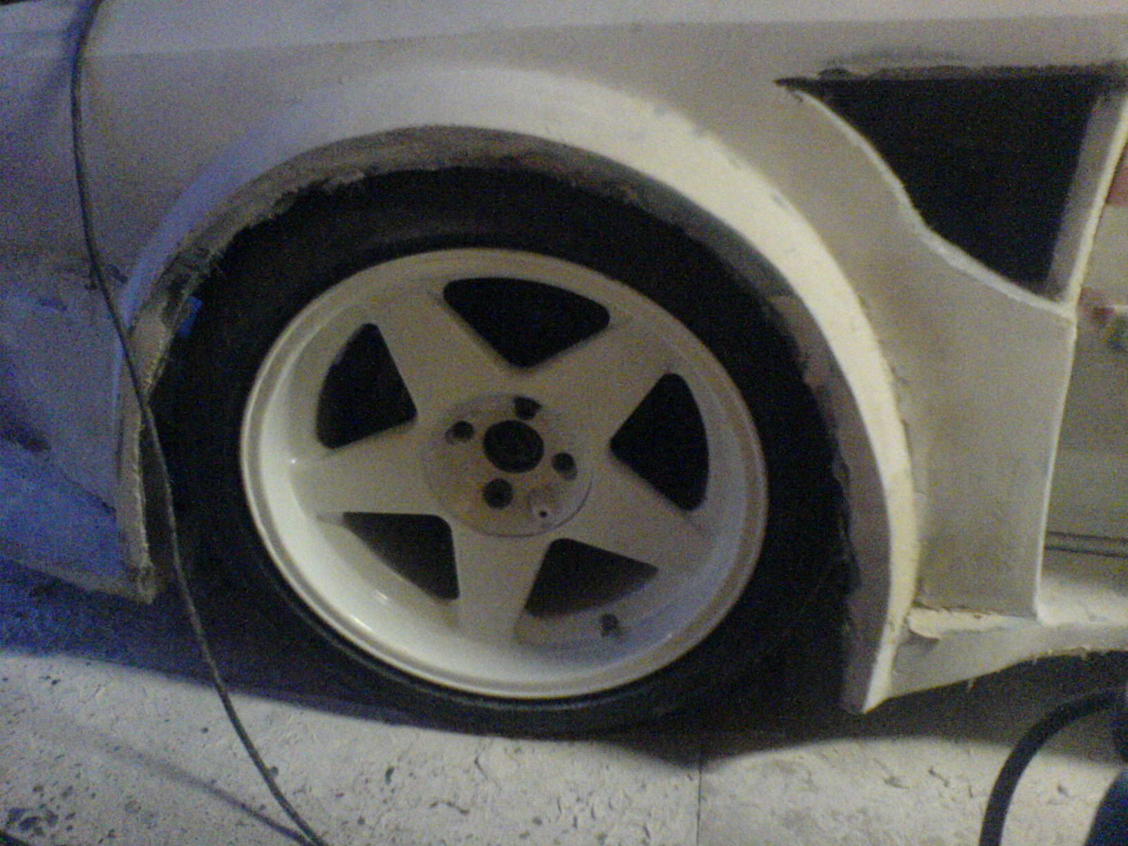 Da var bakdekka satt på foran.