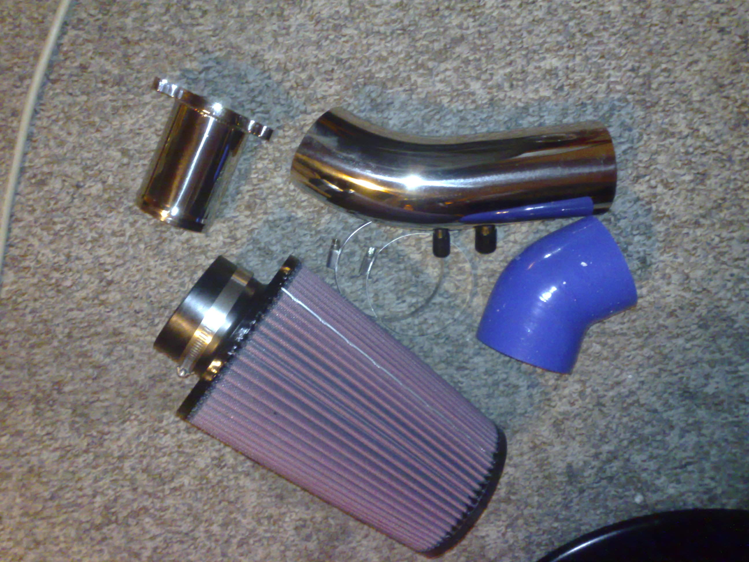 Ko racing KN filter kit, og nytt innsug til gass-spjeldet.