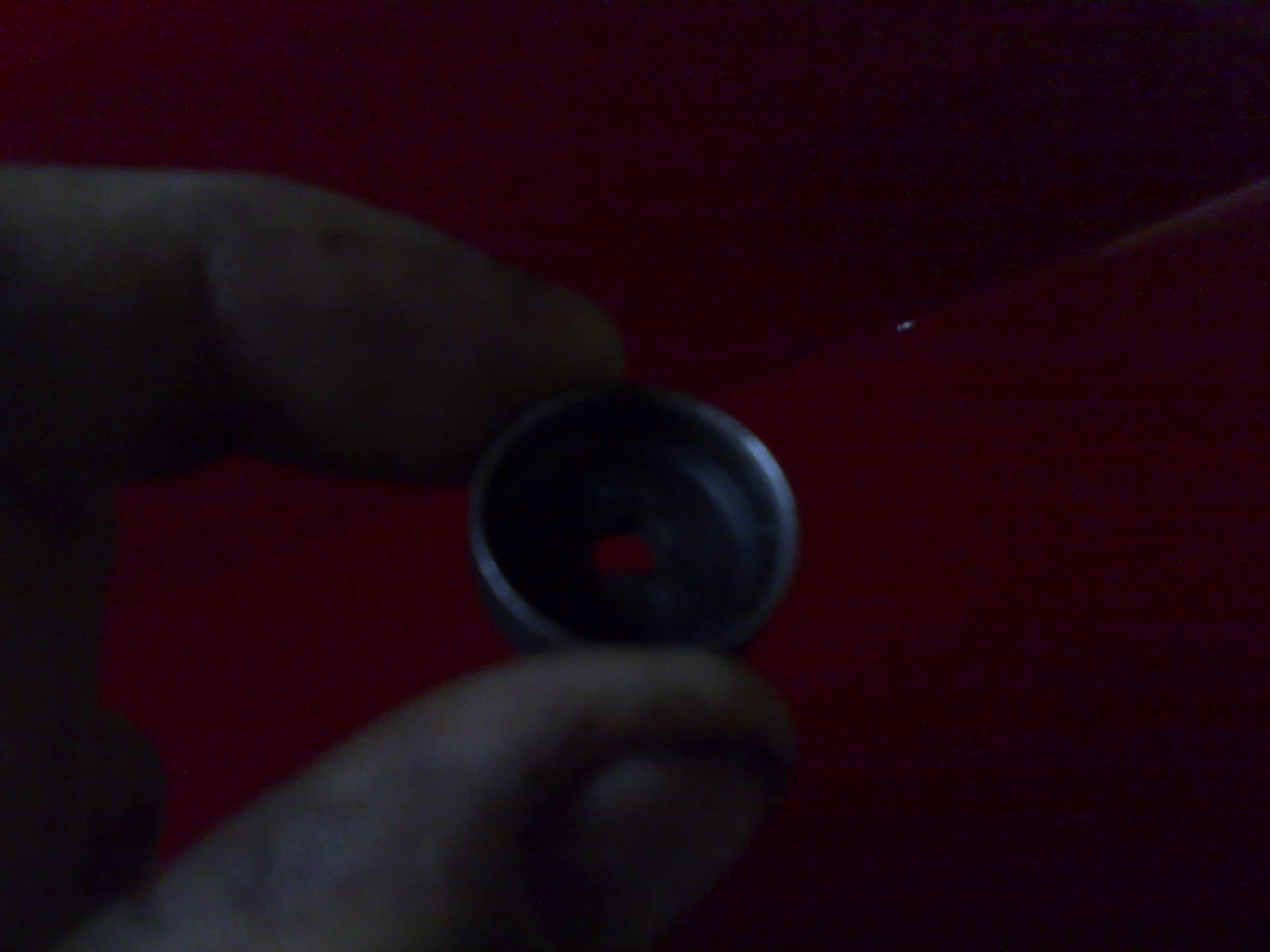 Hull tvers igjennom :\