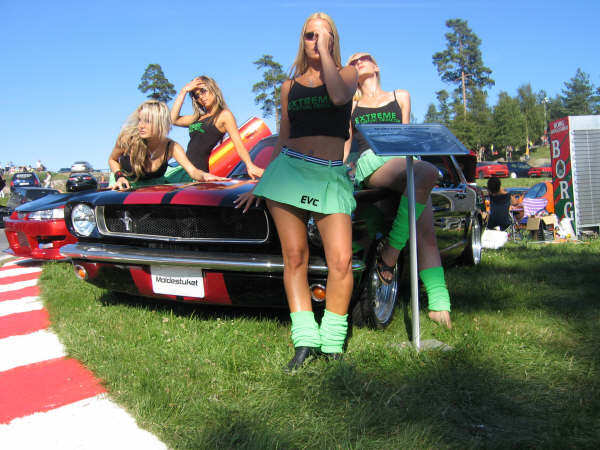 Mustang52.JPG