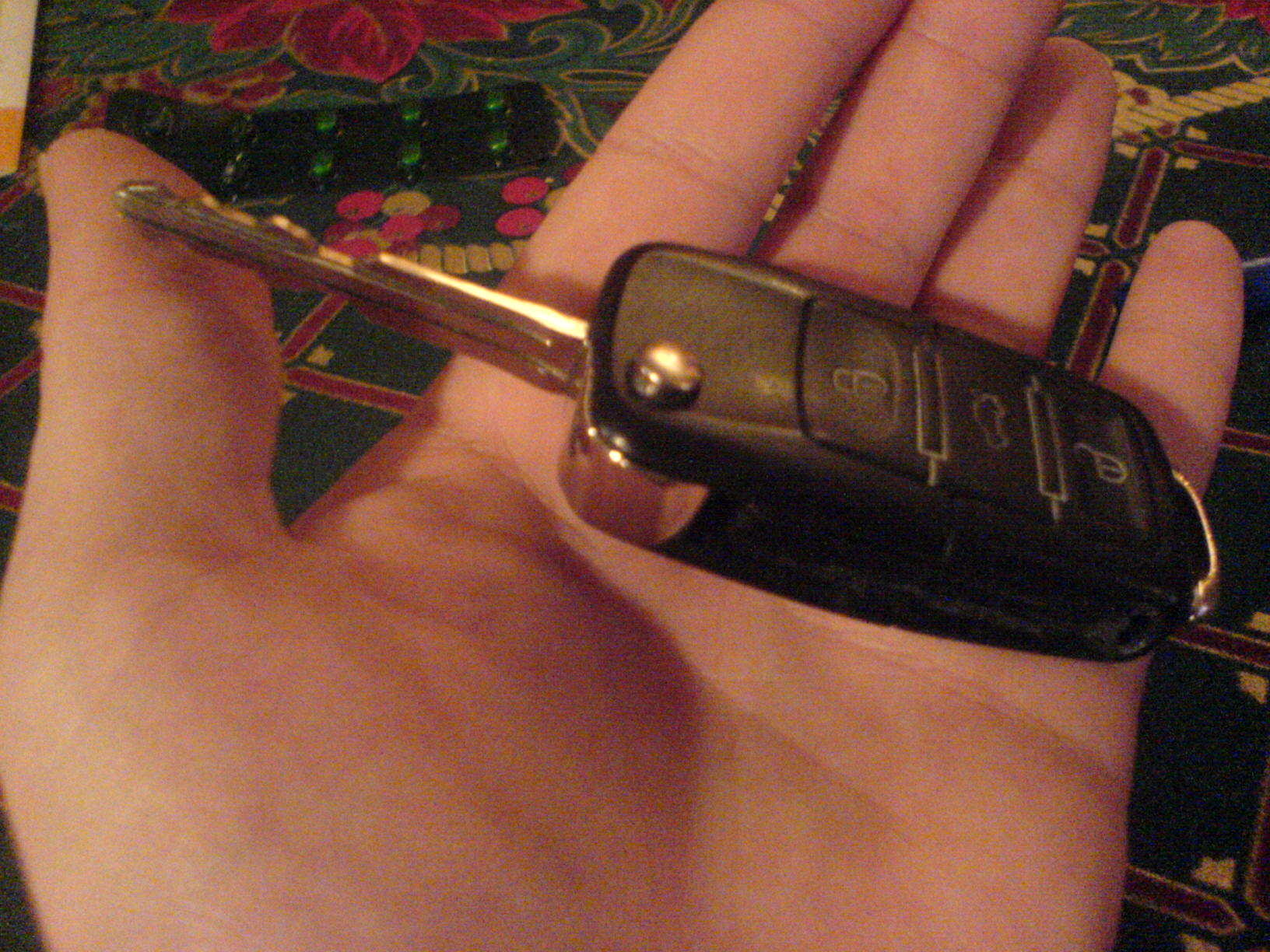 Med ferdigslipt nøkkel :)