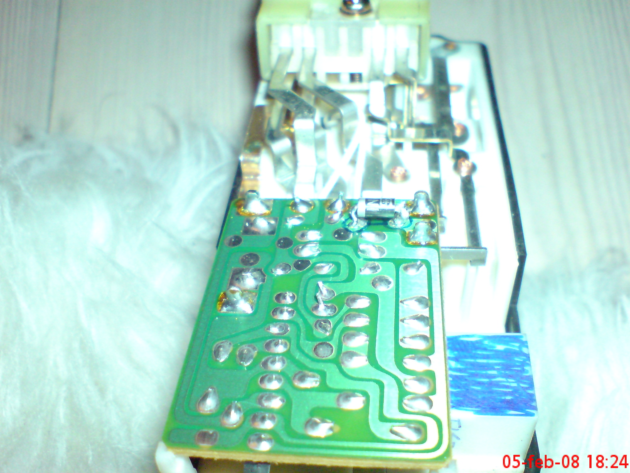 Legger ved et bilde av min modd som ikke er speilvendt...