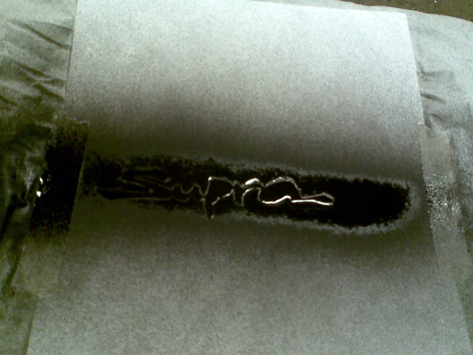 Lakkering av deksel til midtkonsollen:o)