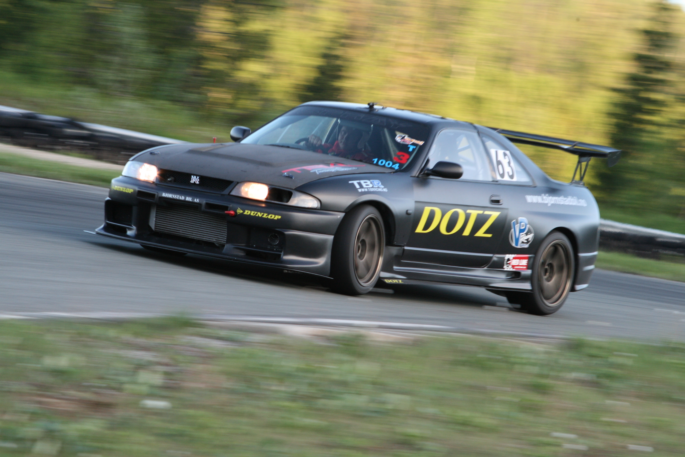 Bjørnstad bil DOTZ Skyline