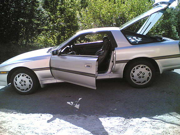 9_199811405.jpg
