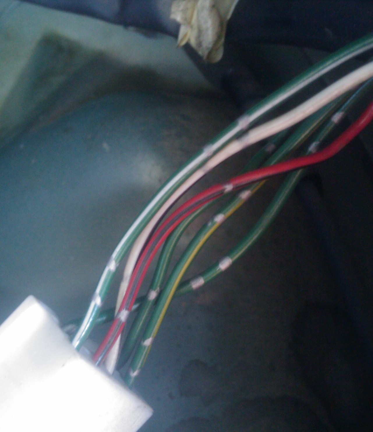 her er farge kodene på hoved kabelen som går til baklyktene