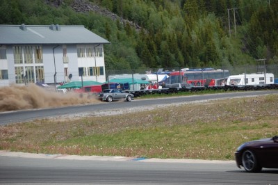 Terje leker offshore-båt