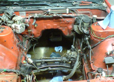 Motor ute.